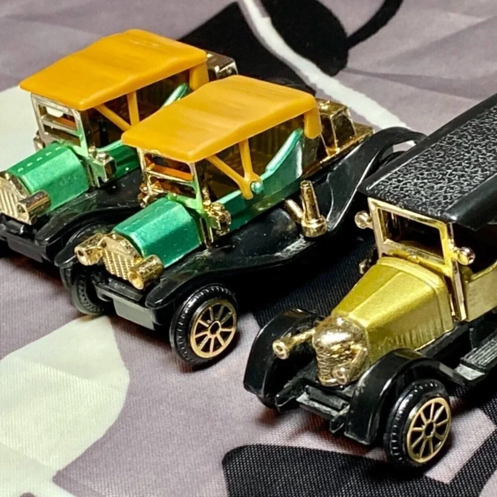 Die-cast‎ 1/64 Scale Collectible Model Toy Cars • Custom Lot Of 9 • EUC